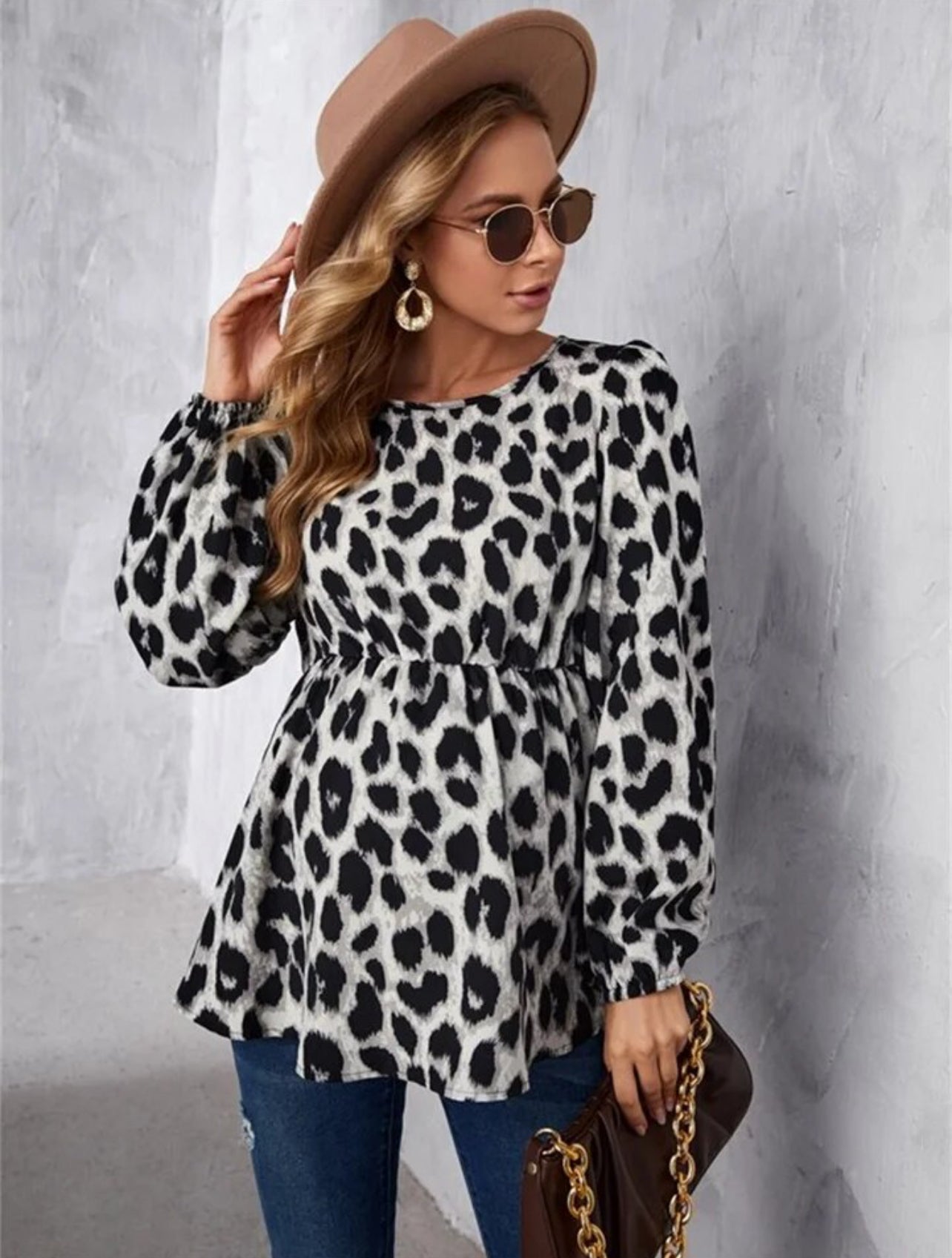 Women's European Maternity top, Leopard Design Print, Baby ๐๐ Bumps Maternity Collection