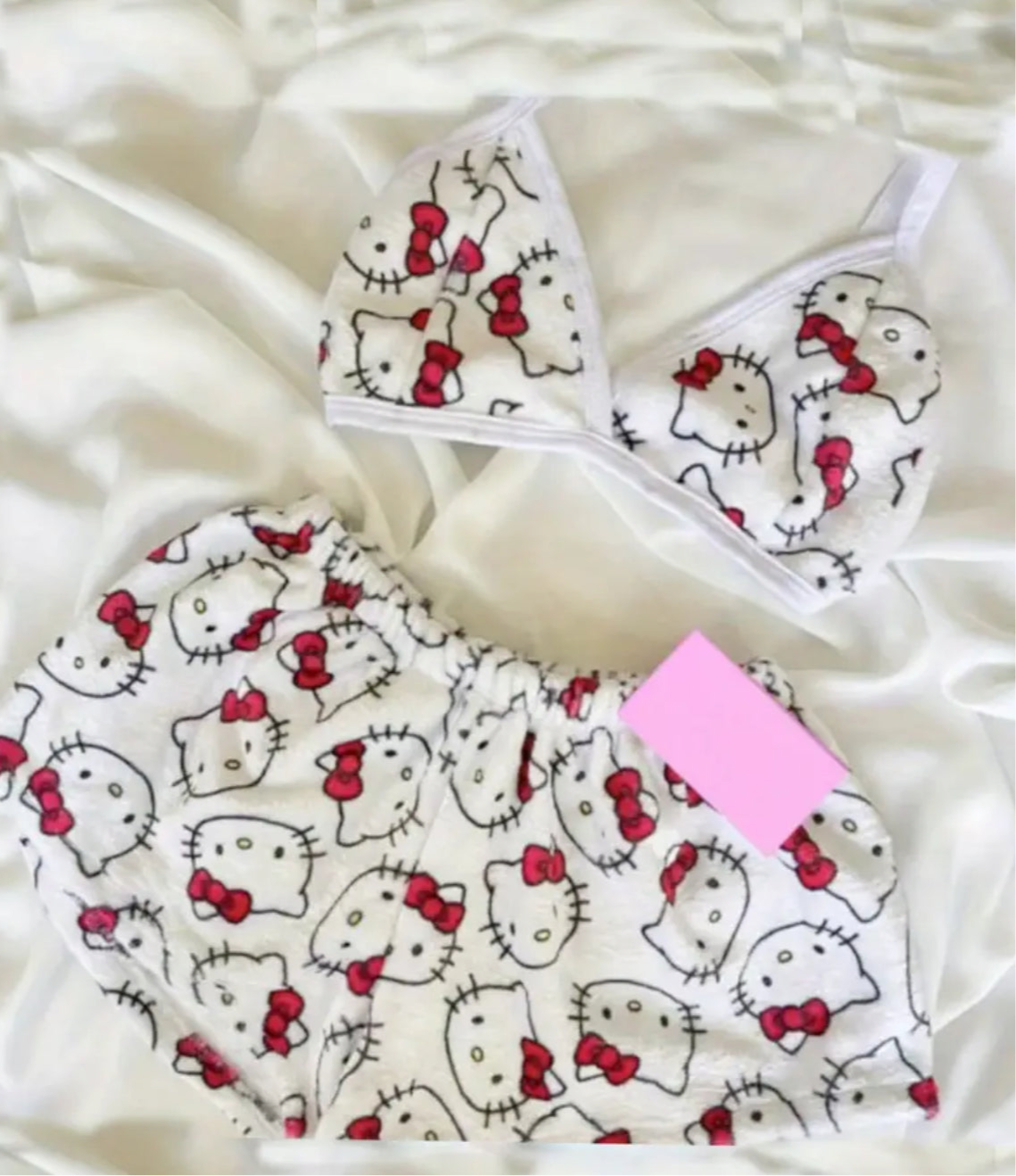 Set pizhame Sanrio Hello Kitty Cute, sutjena dhe pantallona të shkurtra Halter Triangle, veshje gjumi për femra