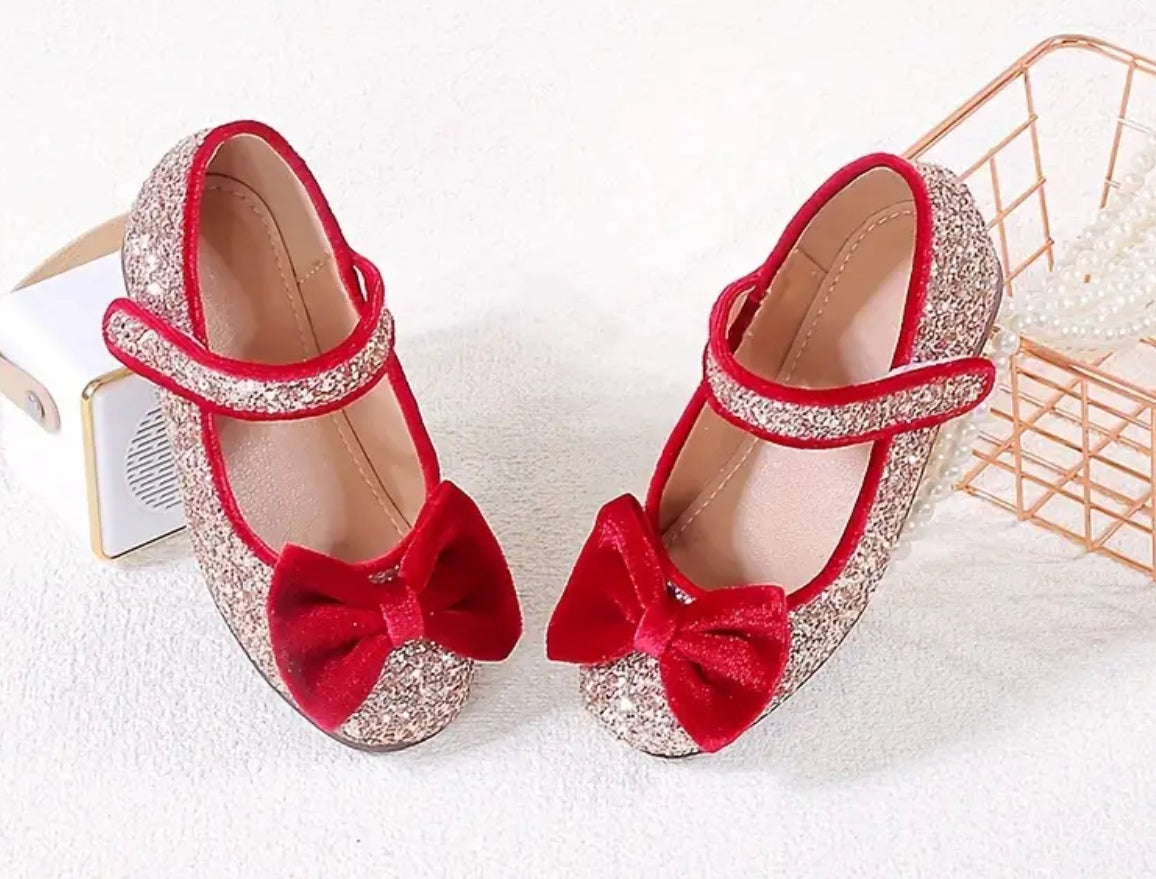 “Sparkling Mary Jane” Sequin Bow, Youth