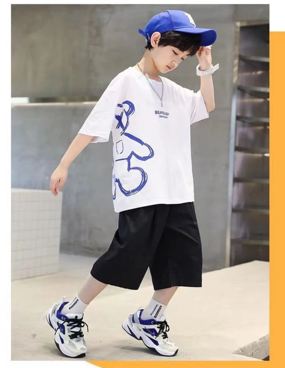 “ Modish Bear” T-shirt and Shorts, 2 Pc, Tracksuits