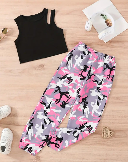 Girls Camouflage Print 2pcs Asymmetric Shoulder Tank Top + Cargo Jogger Pants