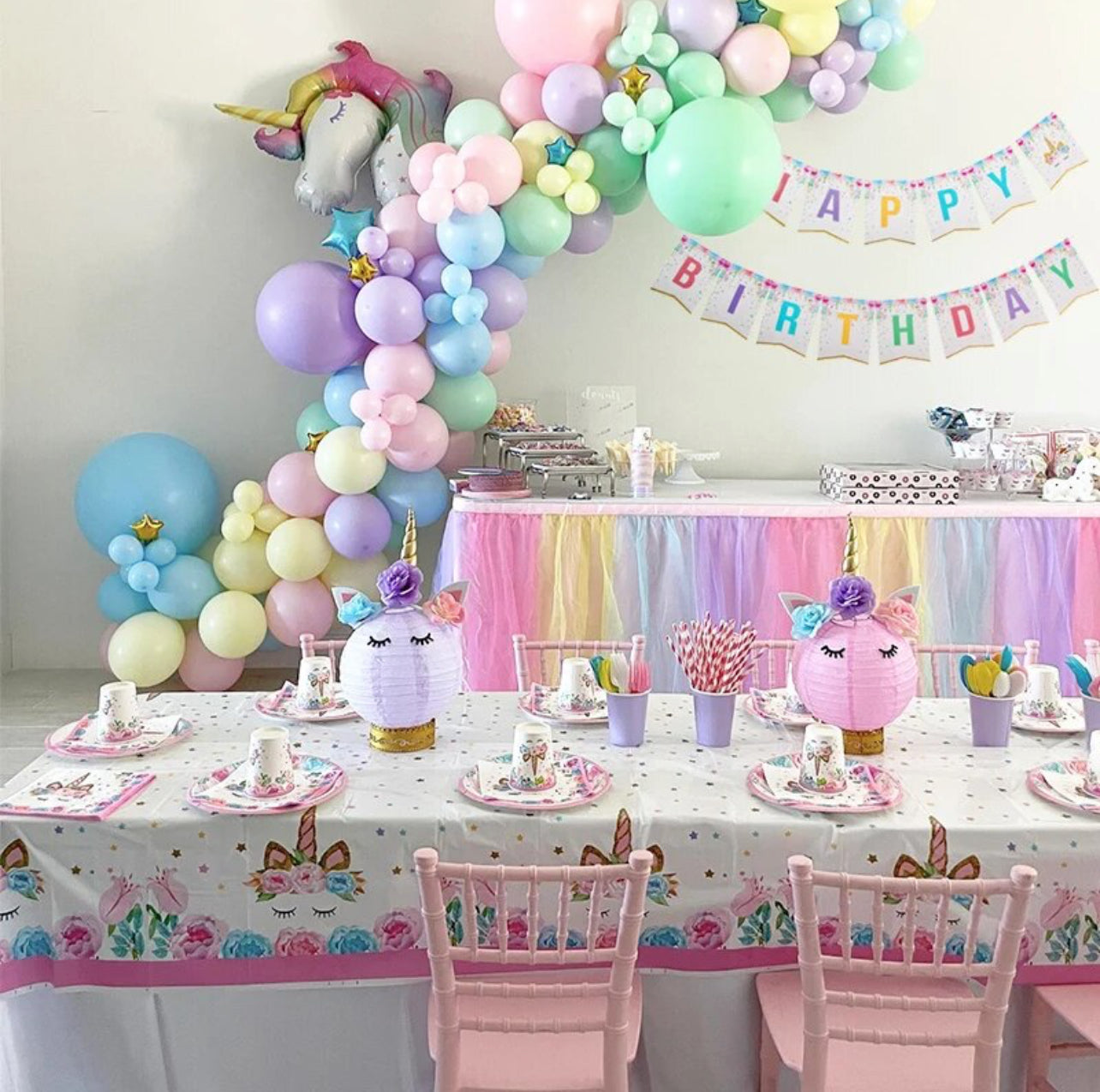 Rainbow Unicorn Birthday Theme 🦄 Disposable Tableware Set Plate/Cup/Tablecloth/Banner, Modish 🎈 Party Decor