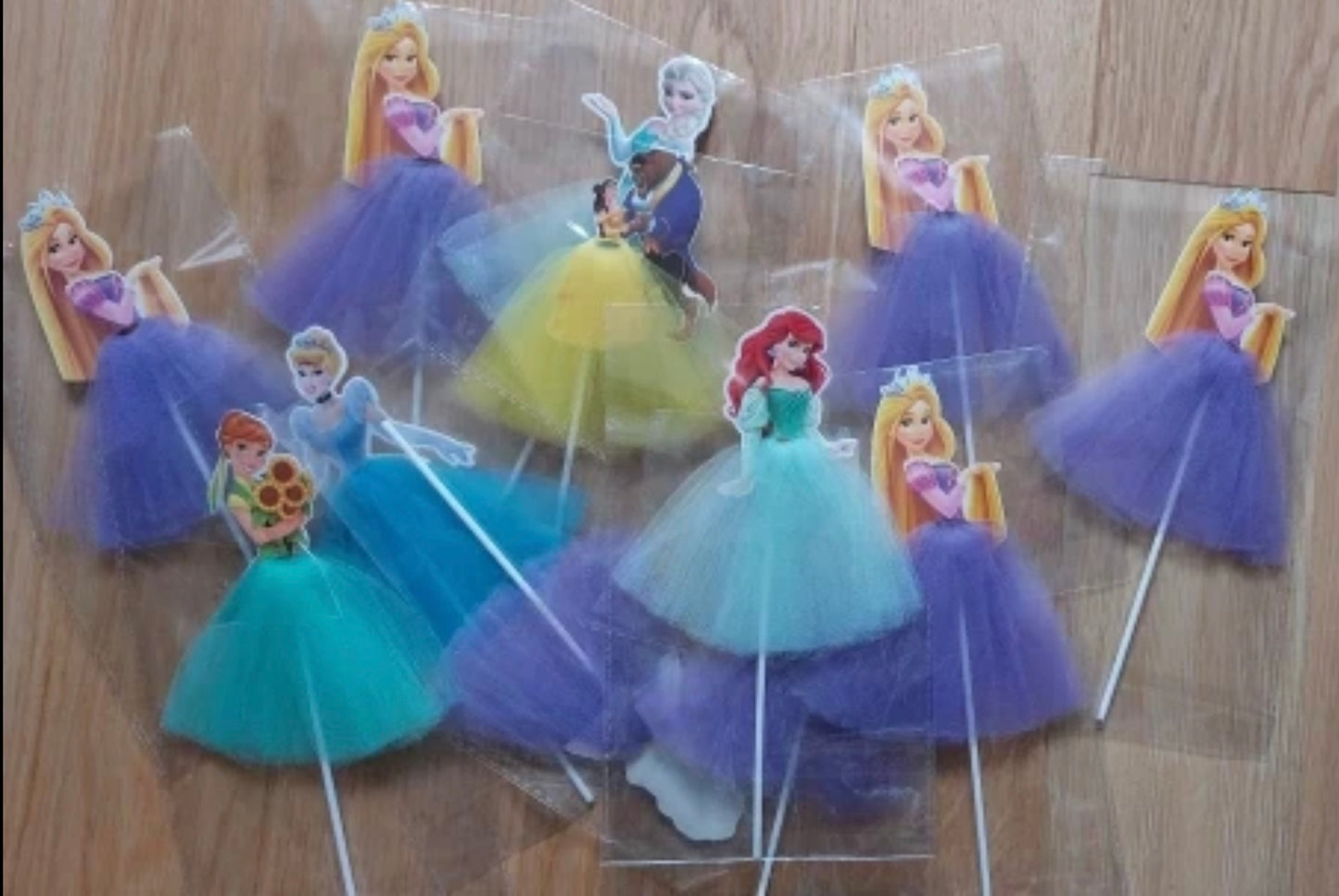 Disney Princess Cupcake Tull Dress Toppers, Modish Kids 🎈 Party Decor