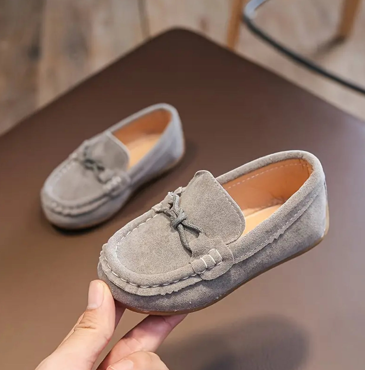 Zapatos casuales tipo mocasín de caña baja de color sólido para niños