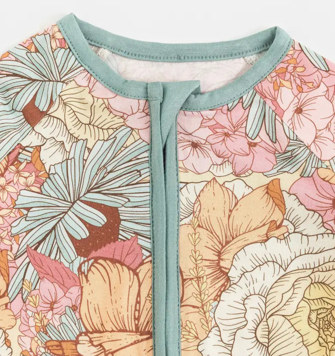 “Gardenia” Baby Bamboo Fabric, Elastic, Infant Long Sleeve Zip Up Bodysuit