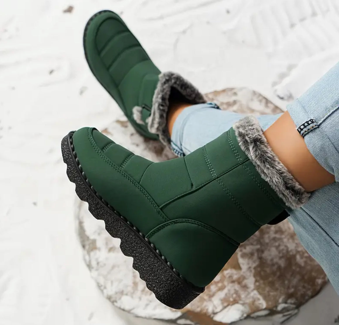 “Canada Winter” Non-Slip, Hook-and-loop Fastener Closure, Warm Fleece Lining, Wedge Heel