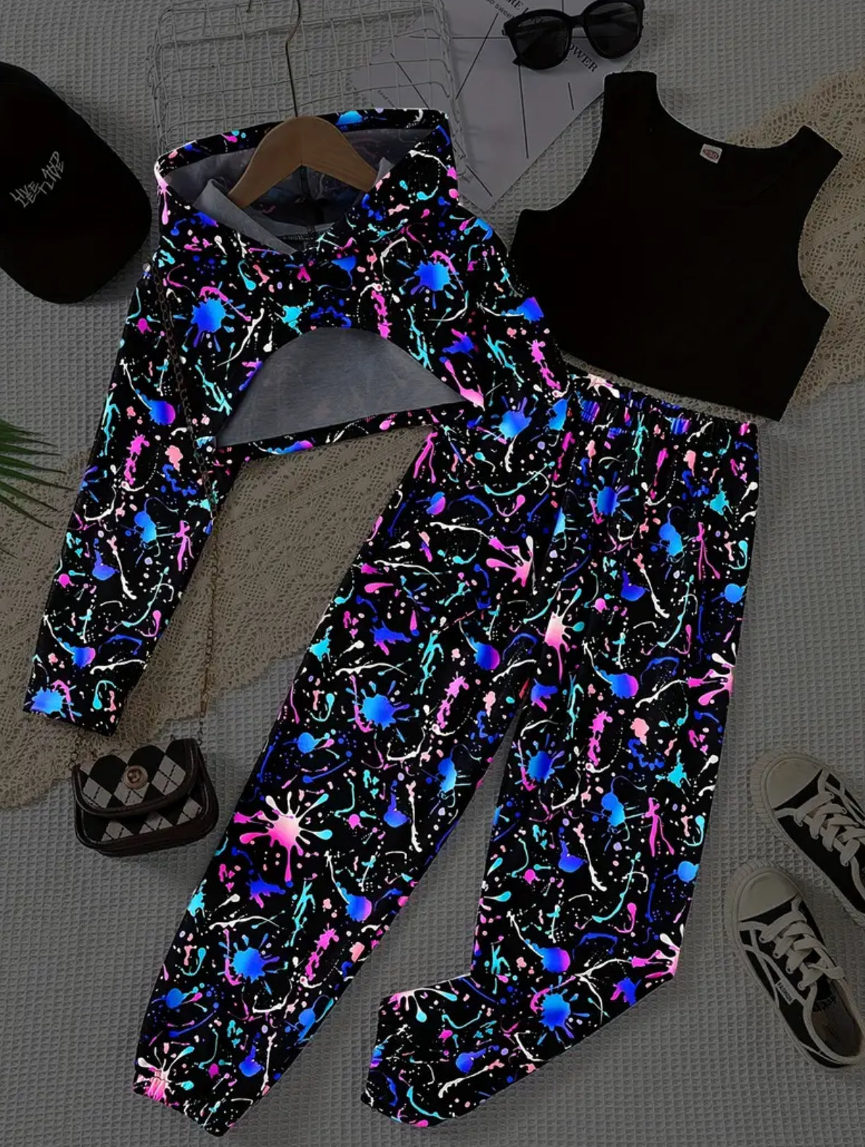 3pcs, Long Sleeve Hooded Sweatshirt Comfy Pullover + Solid Vest ＋graffiti Pattern Sweatpants Set