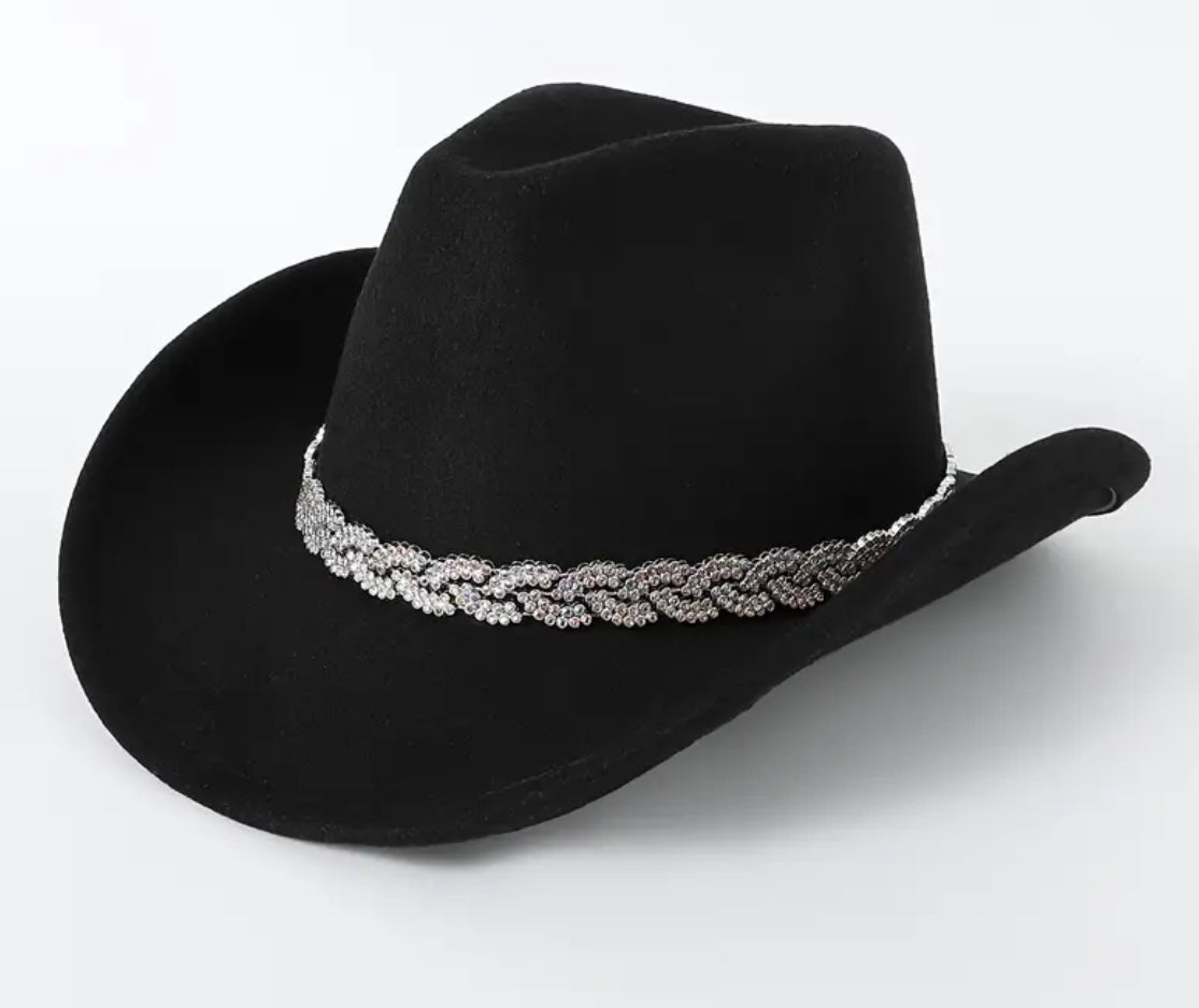 Sombrero de vaquero de fieltro de moda para mujer con banda de diamantes de imitación plateados y detalle de cuentas