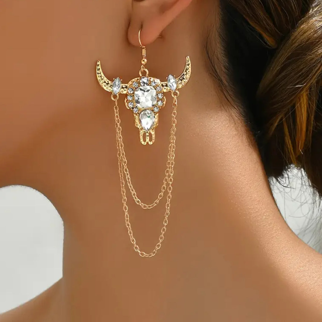 “Vintage Bull Head” Pendant, Long Chain Earrings with Rhinestone Detailing, Zinc Alloy