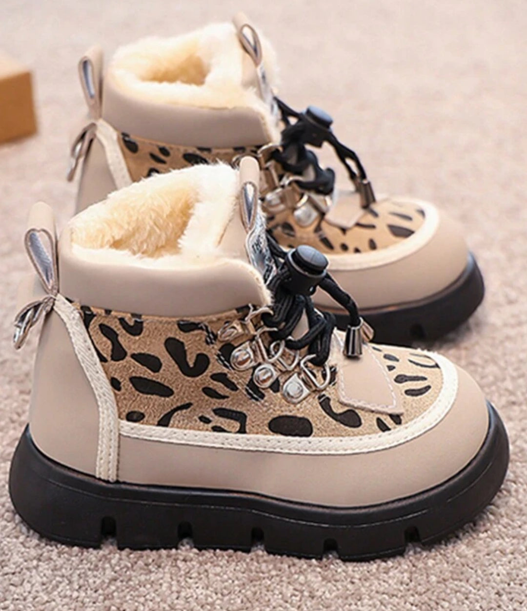 “Chic Leopard” Print Boots With Non-Slip Thick Soles, Kids Lace-Up Thermal Lined