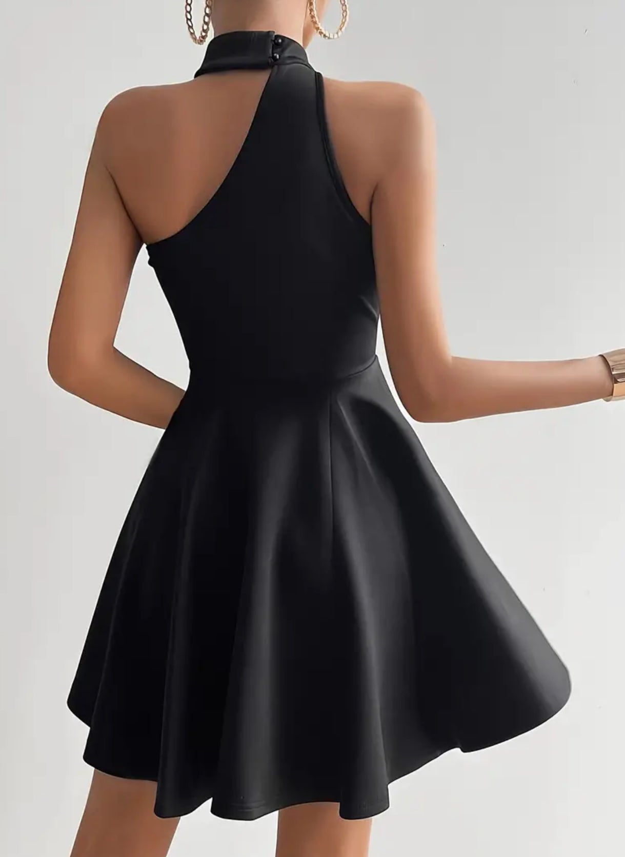 “Noir” Elegant, Halter Neck, Asymmetrical  Sleeveless Cocktail Dress 🖤