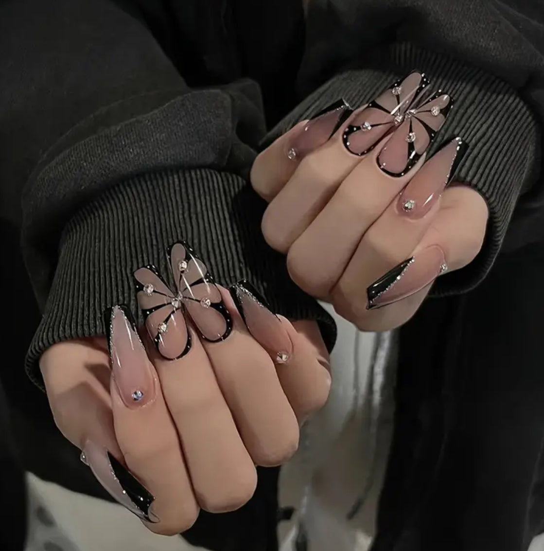 24pcs,  Black French Tips & Unique Designs