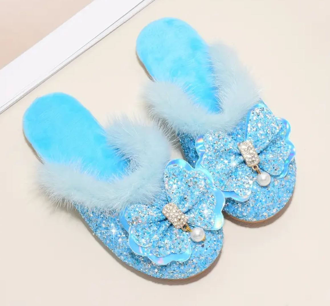 Cute Sequin Bowknot Furry House Shoes For Girls