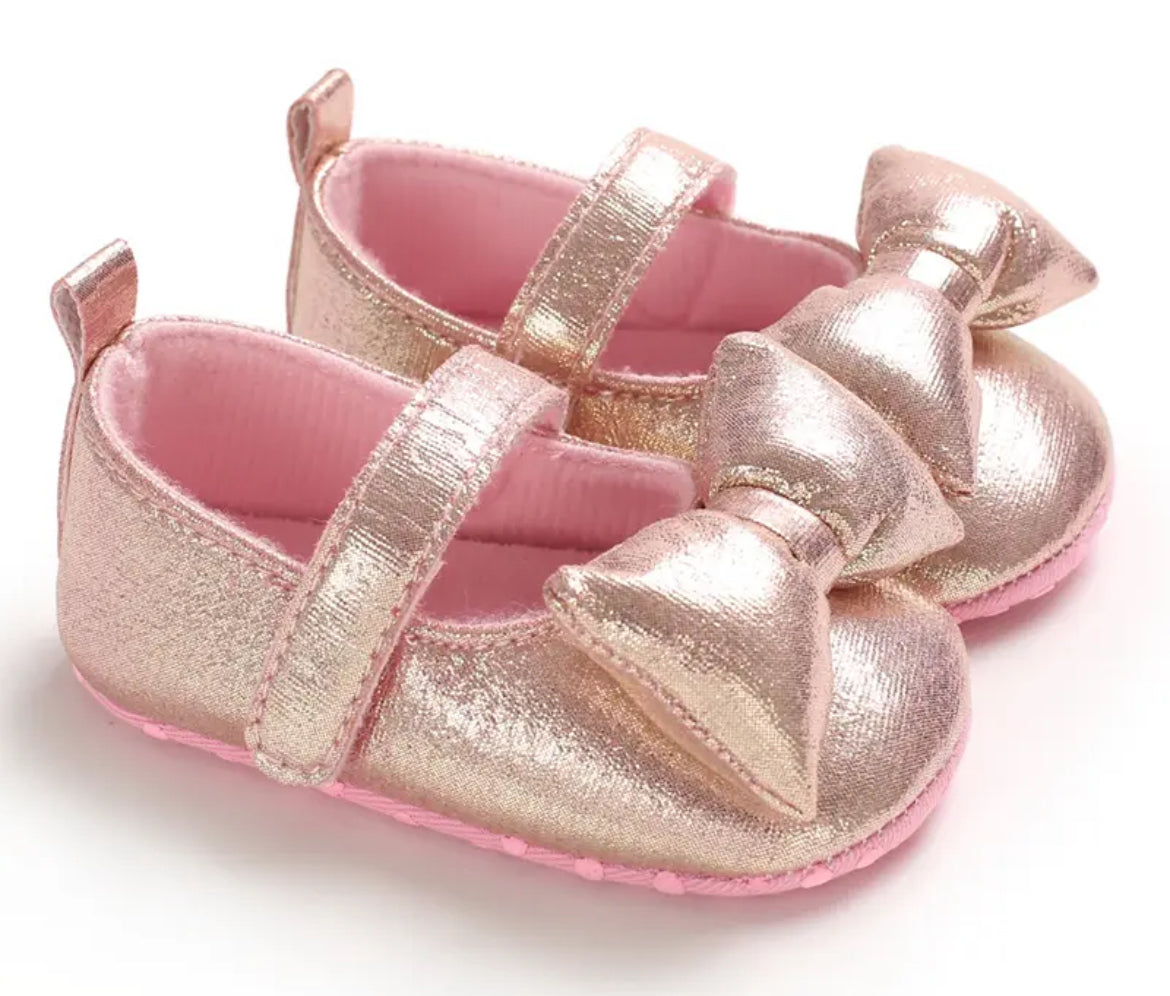 New Fashion Newborn Baby Flats, Pink Baby Shoes Non-slip Cloth Soled, Glam ✨ Baby Collection