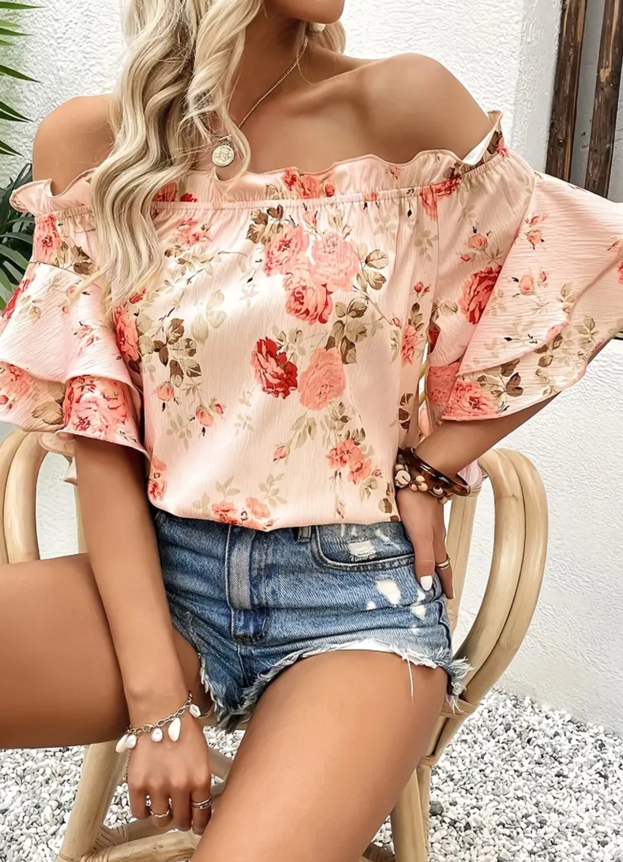 Blusa con hombros descubiertos y estampado floral para mujer: blusa informal con mangas con volantes para primavera y verano