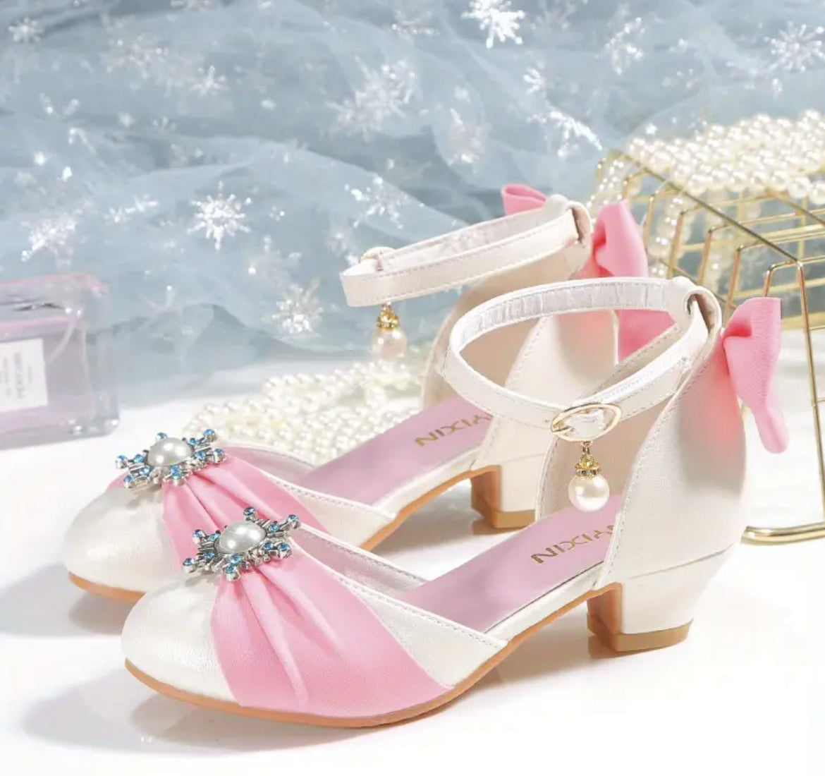 Luxury Elegant Ribbons & Pearls Bowknots, Heels