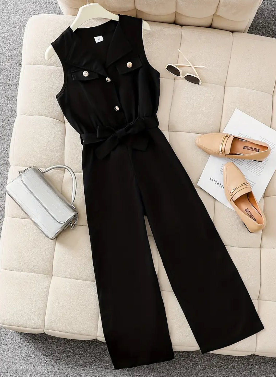 ‘PROFESH’ 🖤 Stylish Solid Color Sleeveless Lapel Jumpsuit With Belt For Girls 