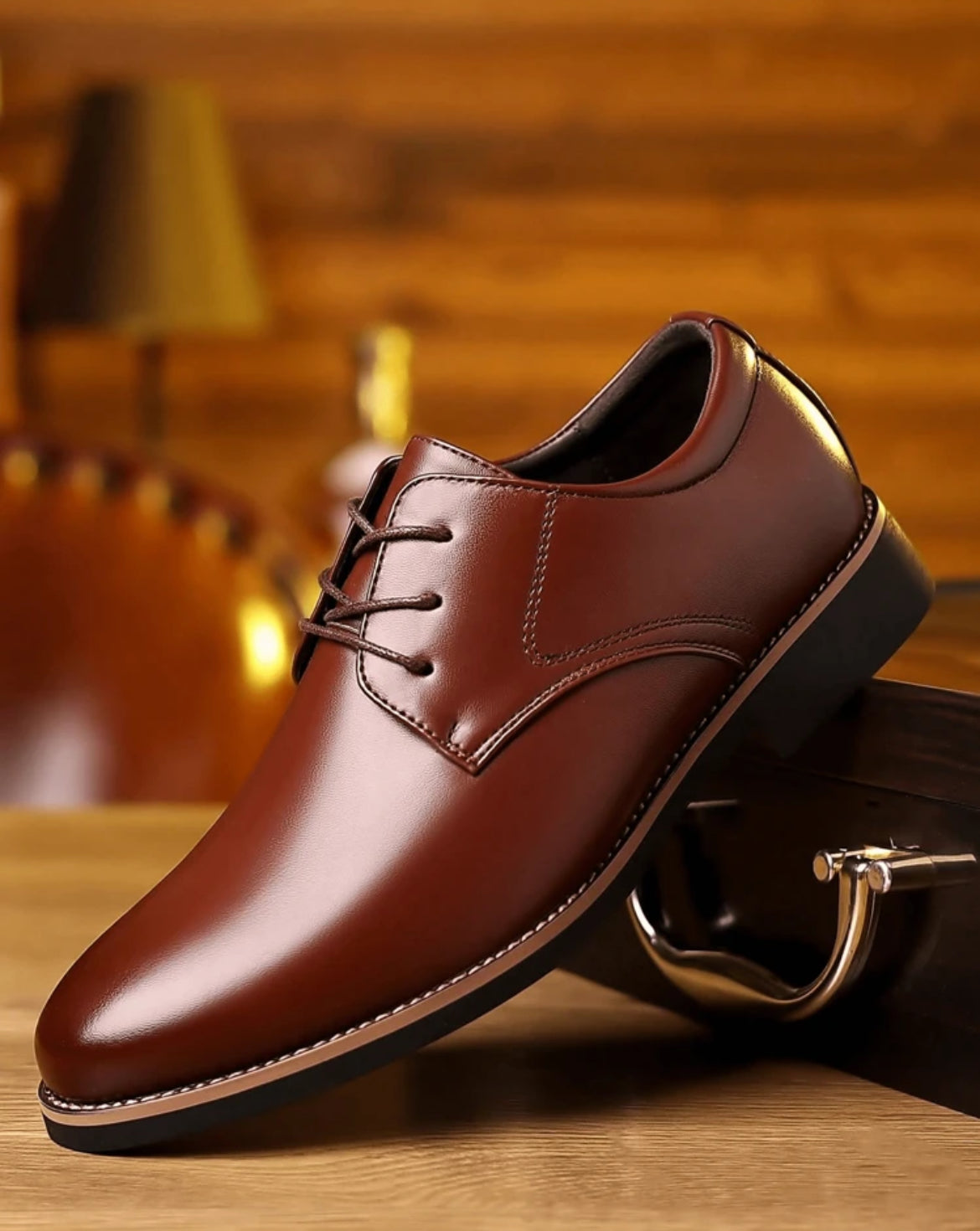 Zapatos de negocios casuales para hombres 'ricos'