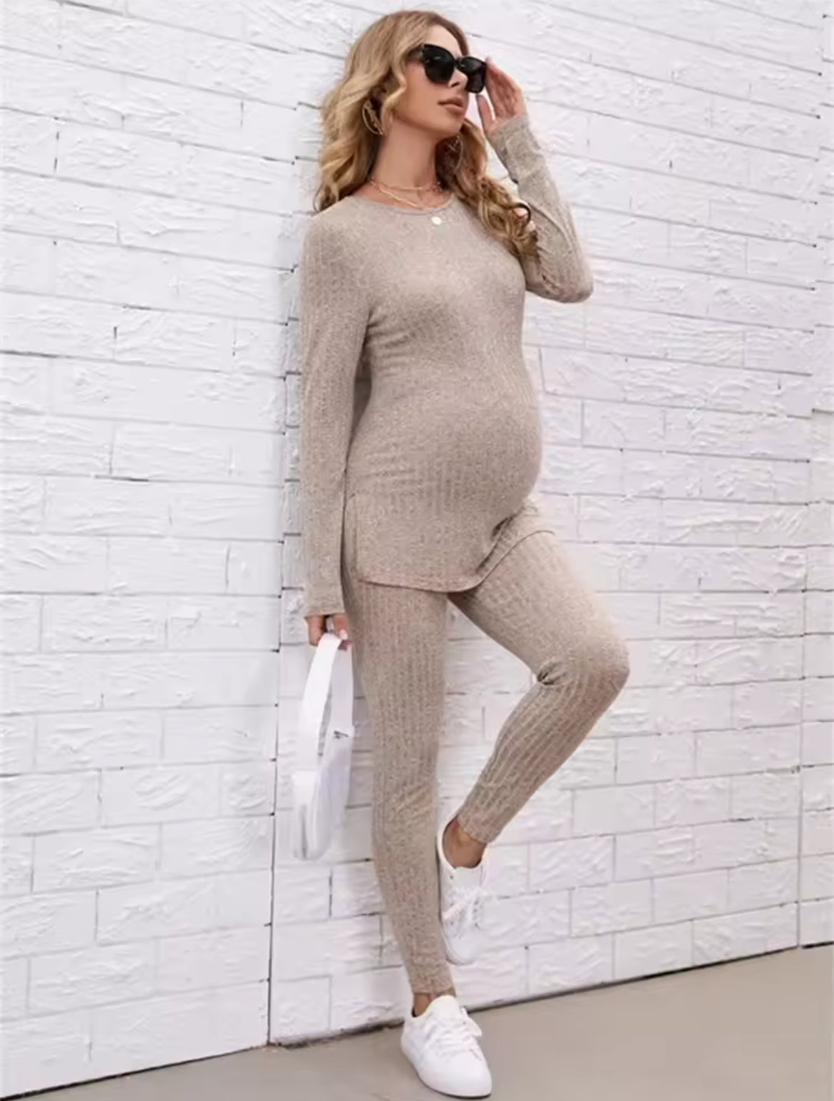 Conjunto de maternidad de 2 piezas con blusa de manga larga con dobladillo dividido y pantalones con cintura elástica ajustable