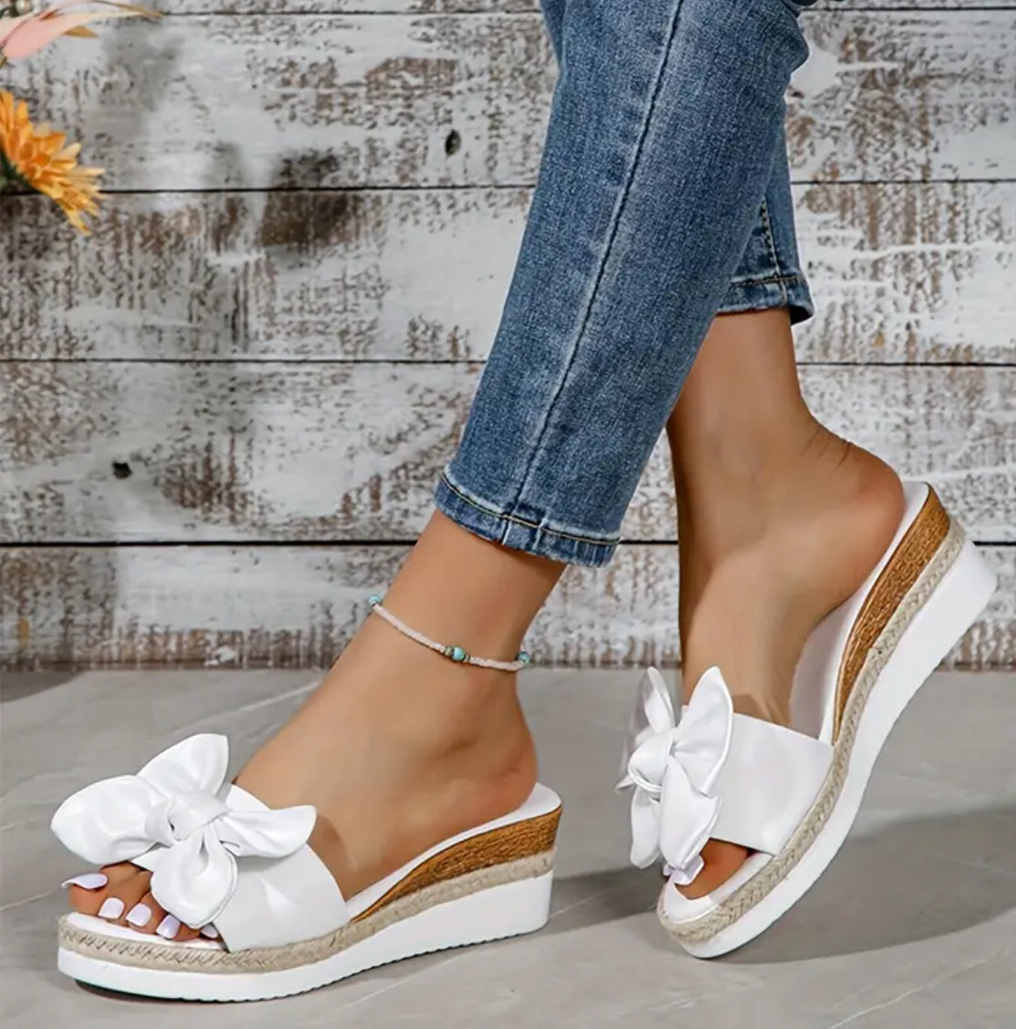 Bowknot Wedge Heeled Sandals 🤍