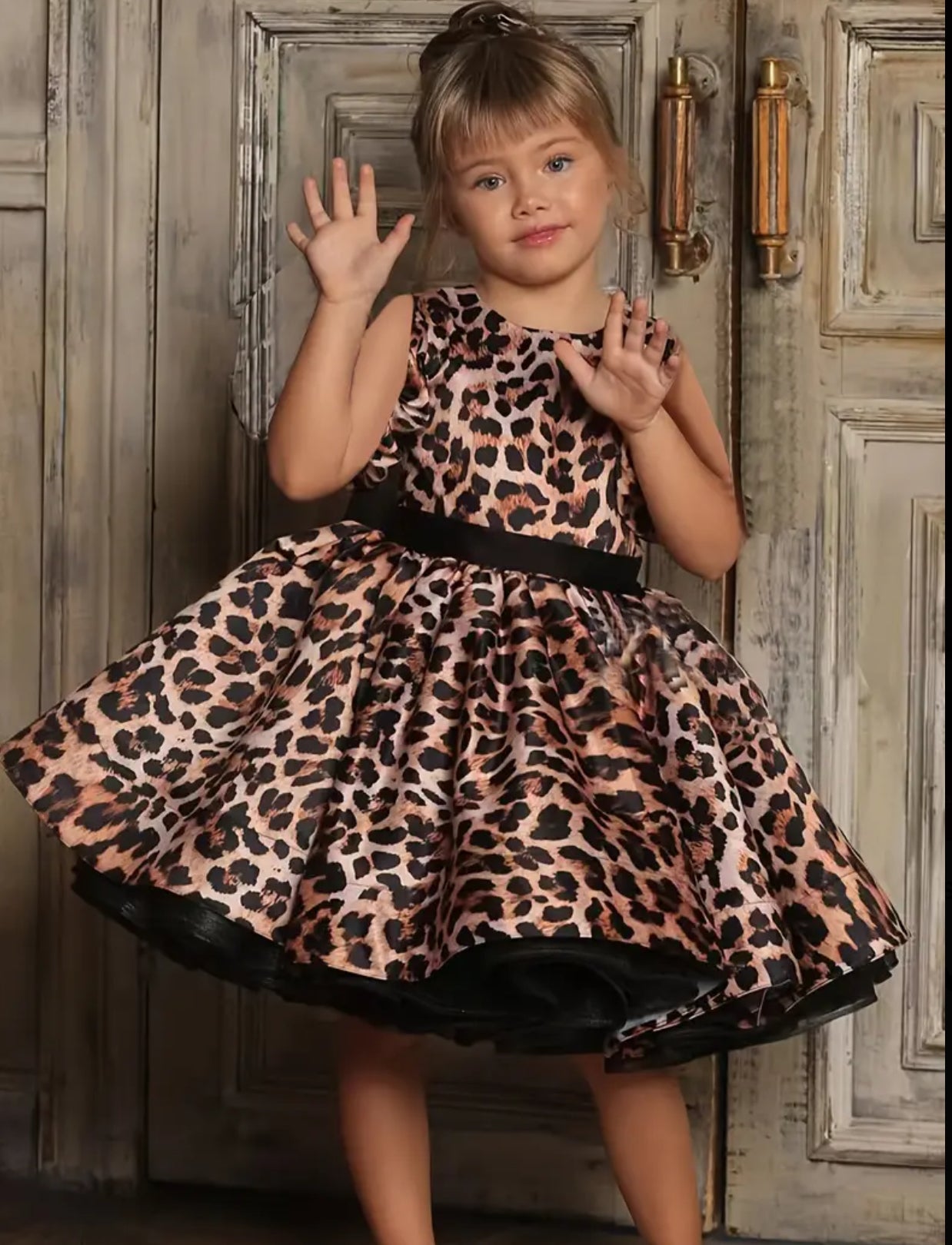 Vestido “Leopard Elegance”