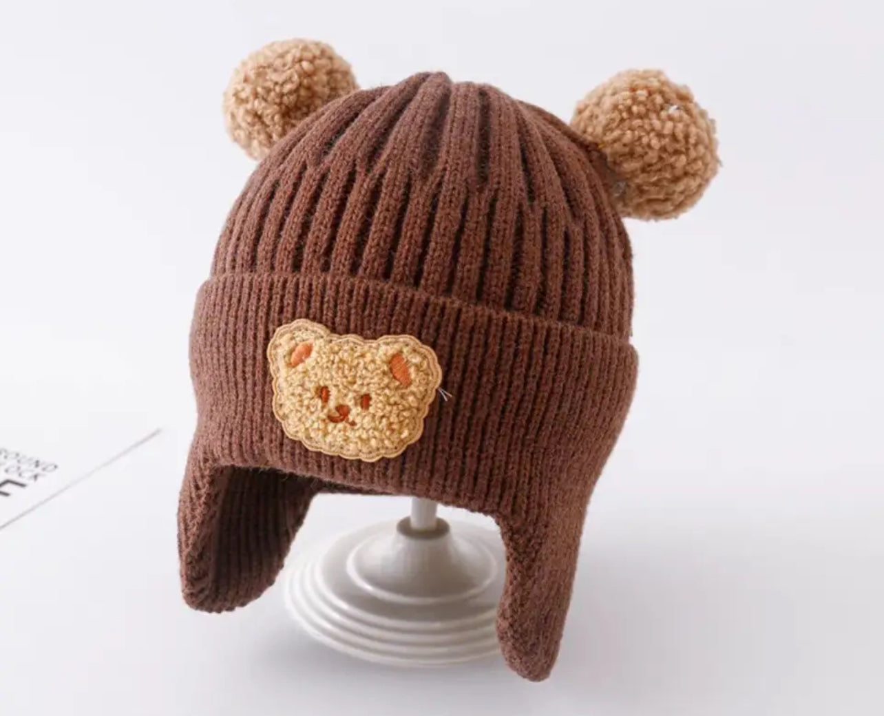 Gorro de punto para bebé con orejeras, bonito pompón de oso, gorros protectores para las orejas