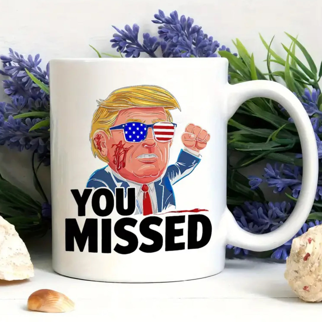 1 taza de café de cerámica de 11 oz con el mensaje “¡TE LO PERDISTE!” de Trump