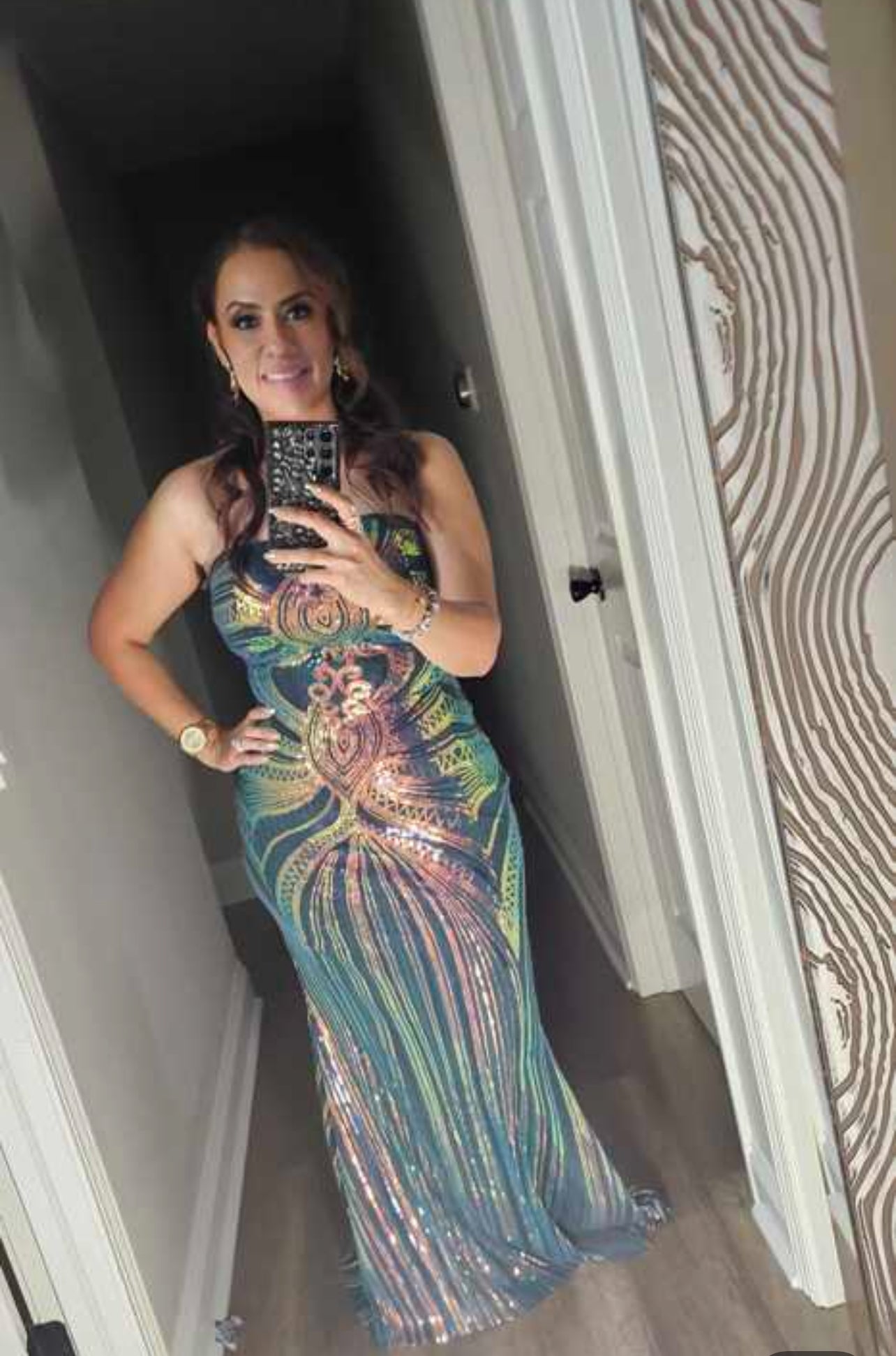 Vestido glamoroso de lentejuelas y espalda descubierta “Sirenas”