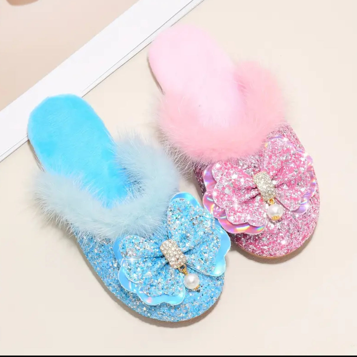 Cute Sequin Bowknot Furry House Shoes For Girls