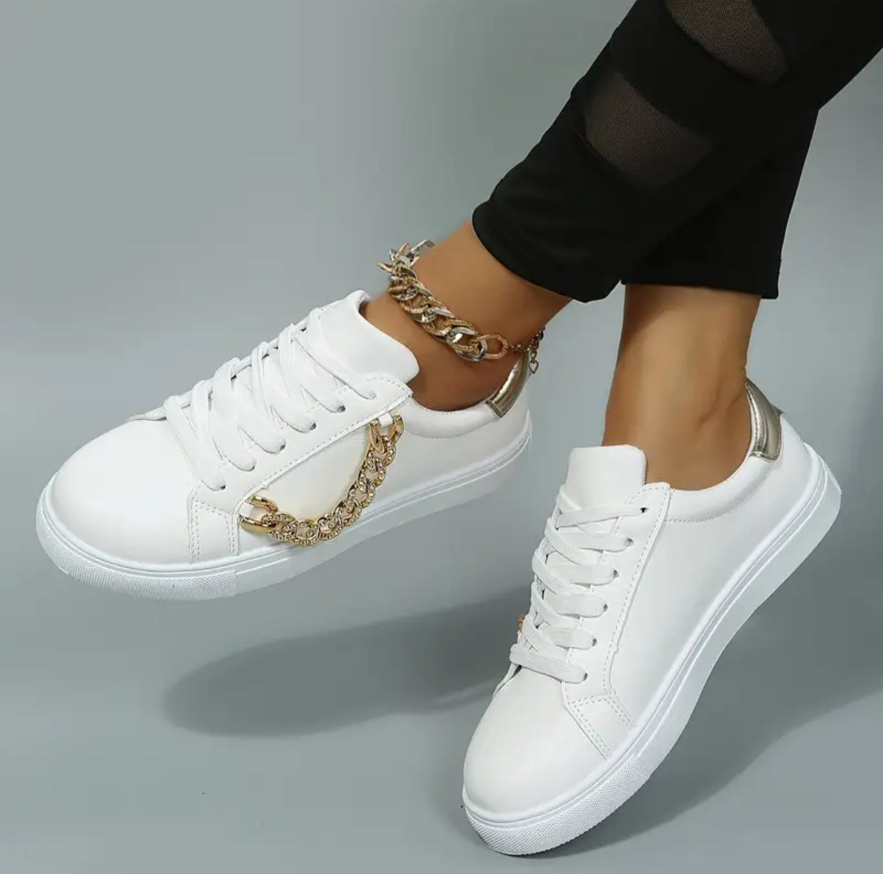 Trendy Metal Chain Decor Solid Color White Casual Versatile Faux Leather Sneakers