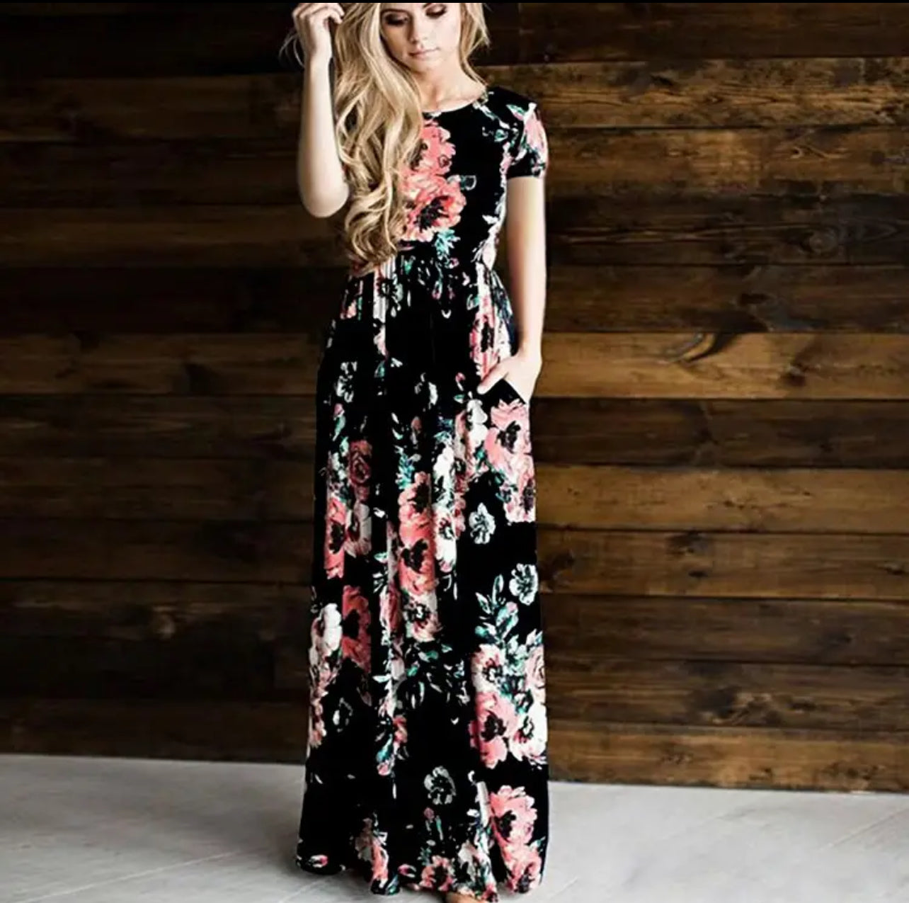 Elegante vestido largo de cintura alta con estampado floral 🌷