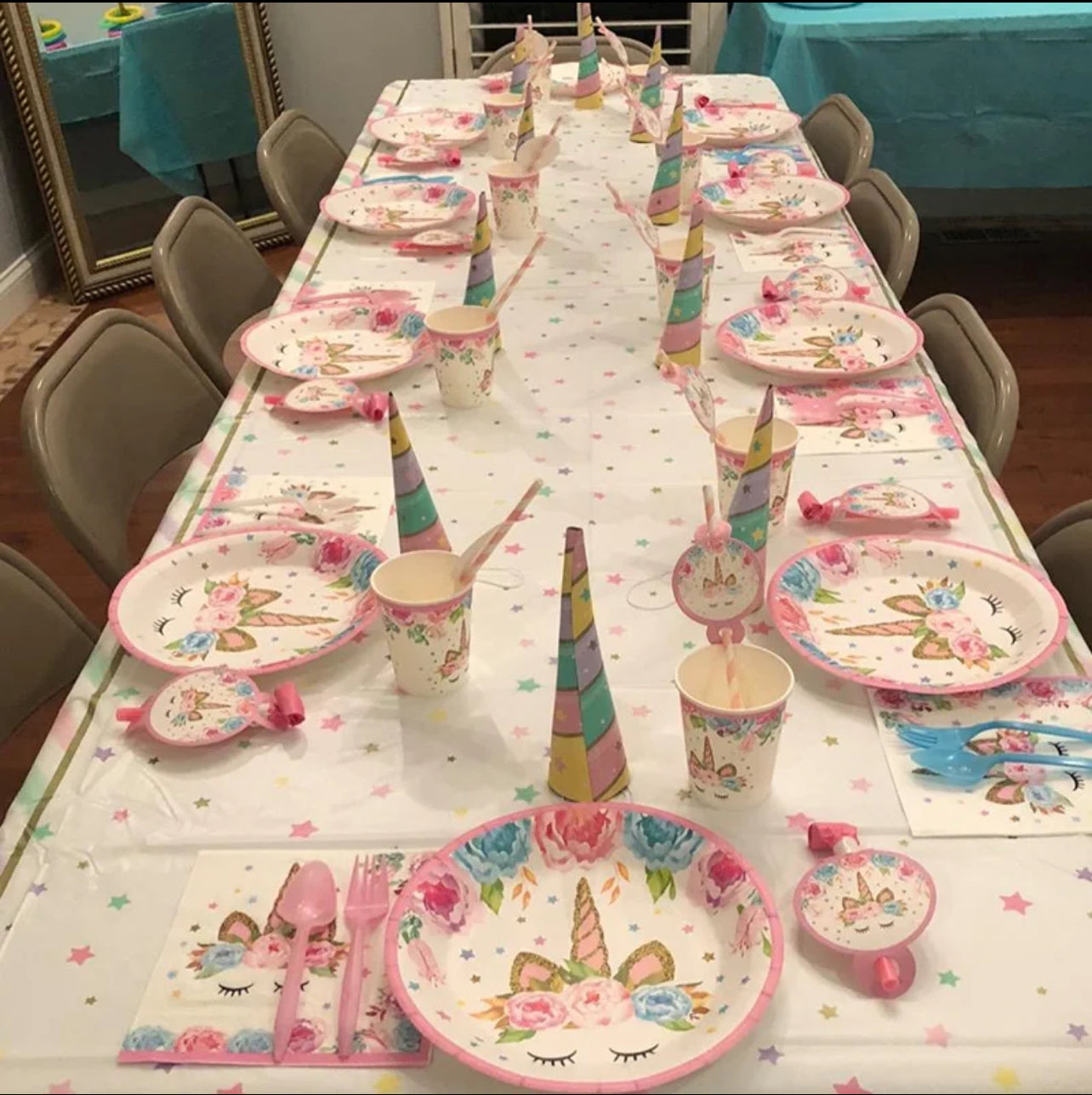 Rainbow Unicorn Birthday Theme 🦄 Disposable Tableware Set Plate/Cup/Tablecloth/Banner, Modish 🎈 Party Decor