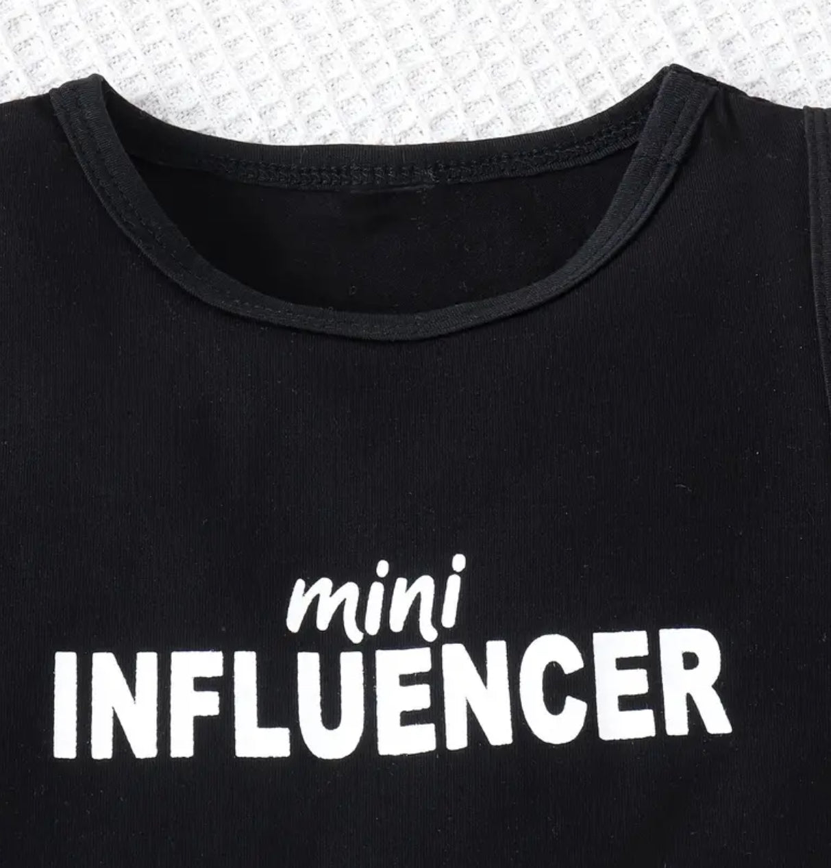 2 copë, MINI INFLUENCER me print pa mëngë + set pantallonash jogger