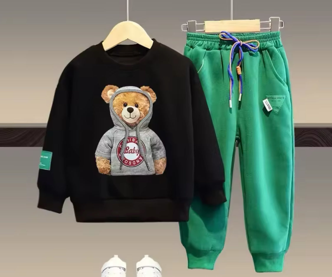 Kid’s Embroidery Bear Pullover Sweatshirts and Sweatpants 🧸