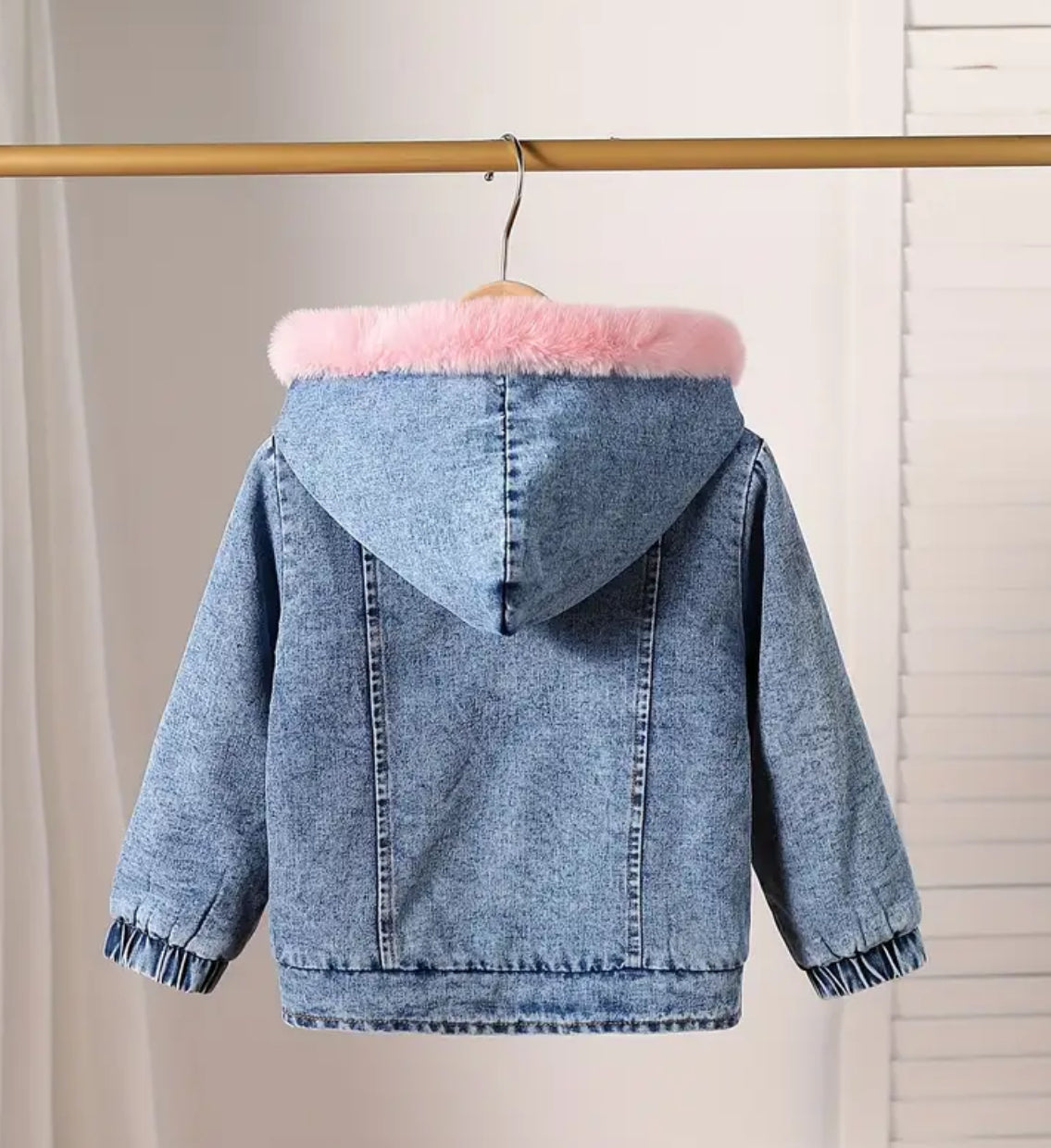 “Pink & Denim” 💕 Cozy Fleece-Lined Hooded Denim Jacket - Long Sleeve, Button-Up