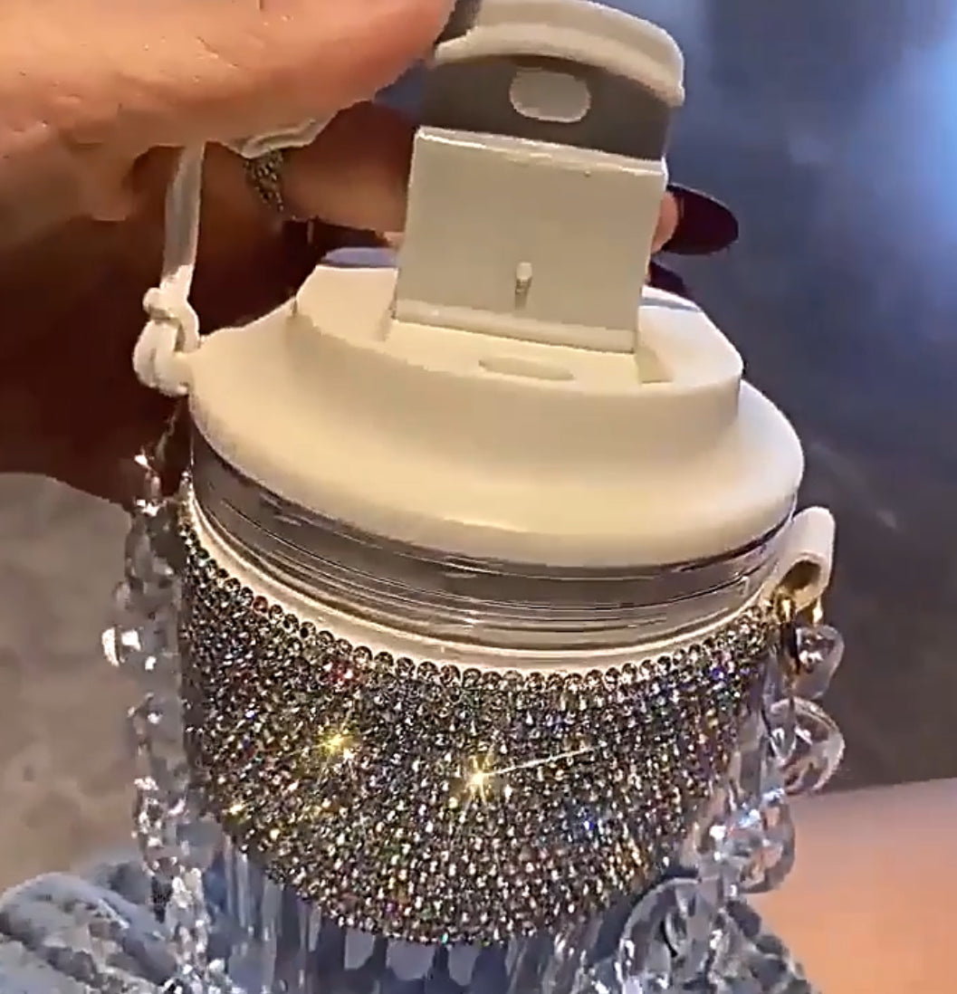 Luxury ‘Diva Rhinestone’ Large Capacity Portable Water Cup