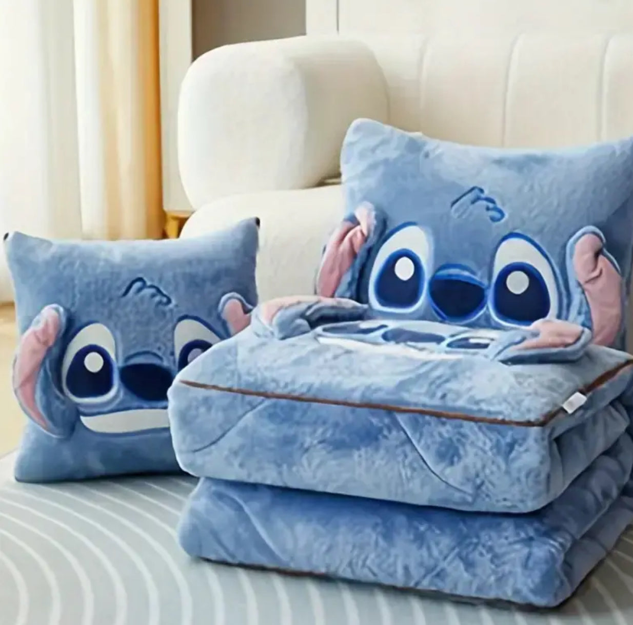 “Stitch Pillow & Blanket” 2-in-1, Portable Quilt & Sleeping Pillows