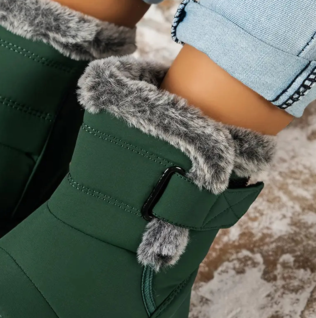 “Canada Winter” Non-Slip, Hook-and-loop Fastener Closure, Warm Fleece Lining, Wedge Heel