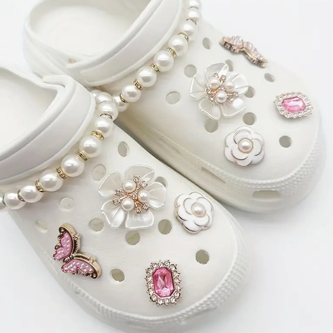 Detachable “Pearls 🌸Flower & Butterfly” Designs for Crocs & Sandals - Sparkling 10 pcs