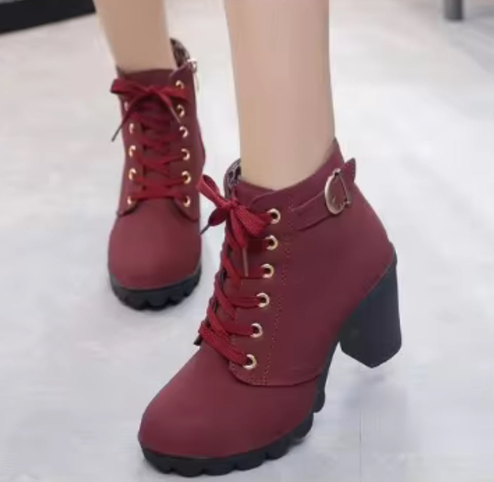 Women’s Platform Boots Buckle Decir, Side Zipper, Thick Short Heel Ankle Boot