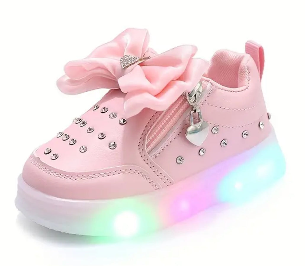 Non-slip Skateboard Bows & Rhinestones LED Sneakers