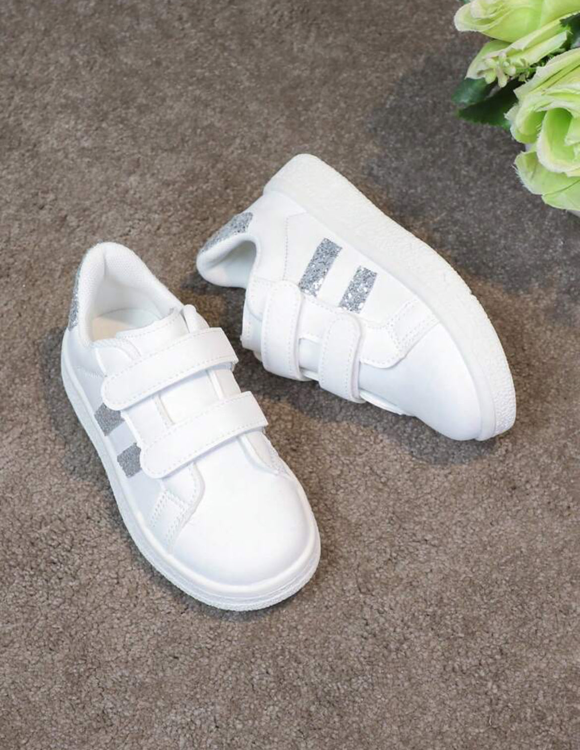 ‘GLITTER GIRLS’ Sneakers White Grip - Closure Low-Top Stylish 