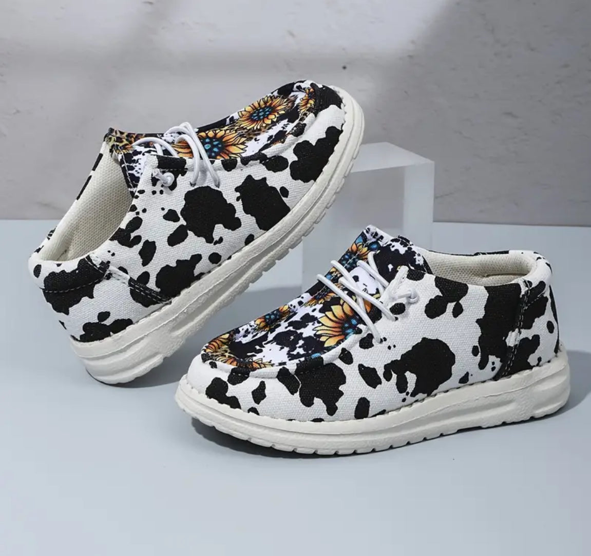 “Chic Casual” Comfortable Canvas Shoes For Girls