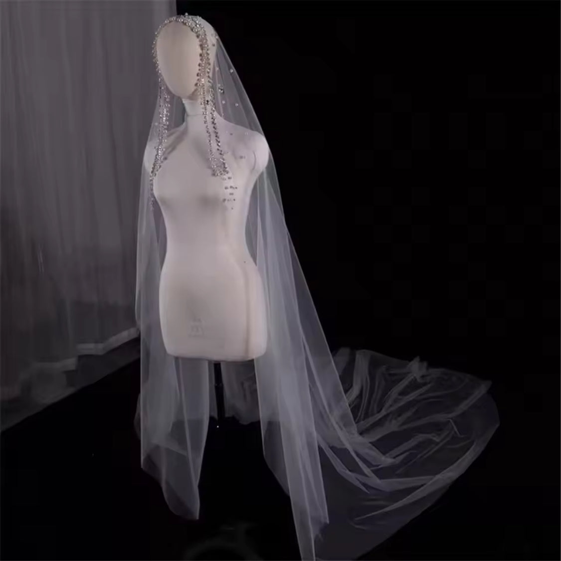 Tulle ‘CRYSTAL BRIDE’ Wedding Veil’s