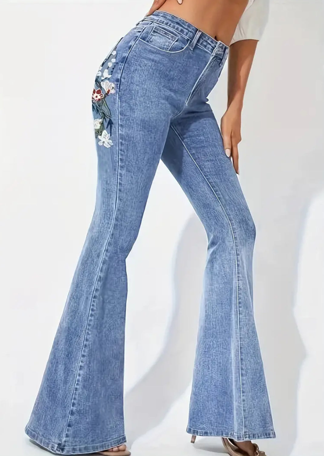 Floral Embroidered Decor Flare Jeans, Slant Pockets High Stretch Bell Bottom Jeans, Women's Denim Jeans