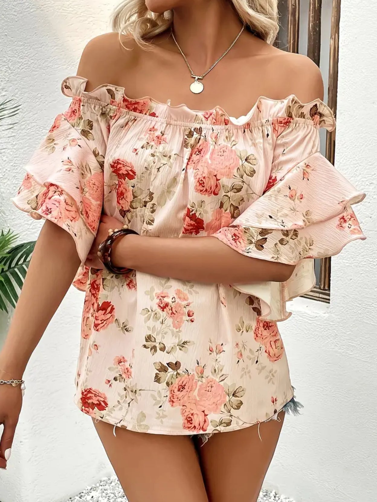 Blusa con hombros descubiertos y estampado floral para mujer: blusa informal con mangas con volantes para primavera y verano