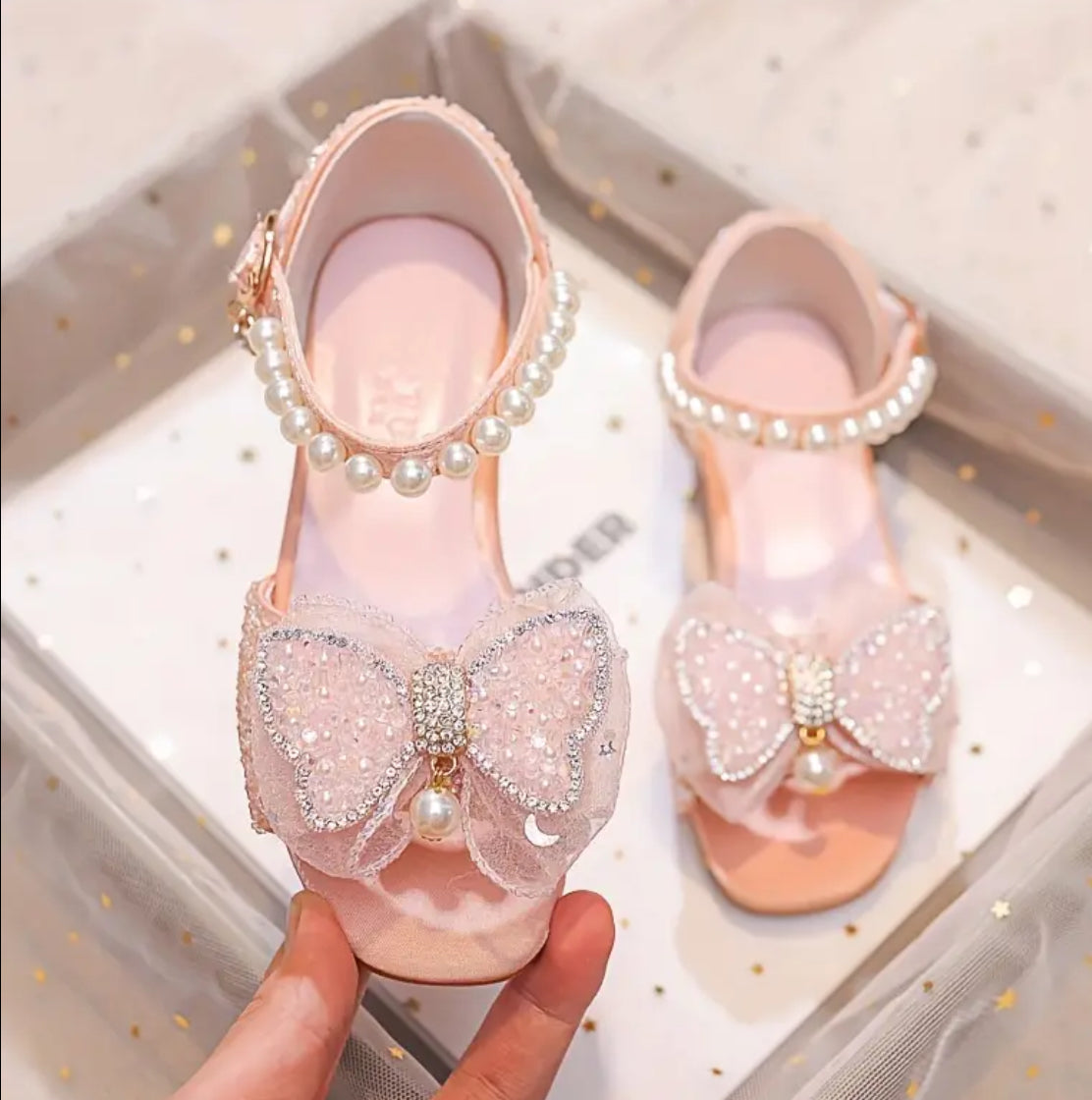 “Trendy Bowknot Pearls” Open, Elegant Flats For Girls