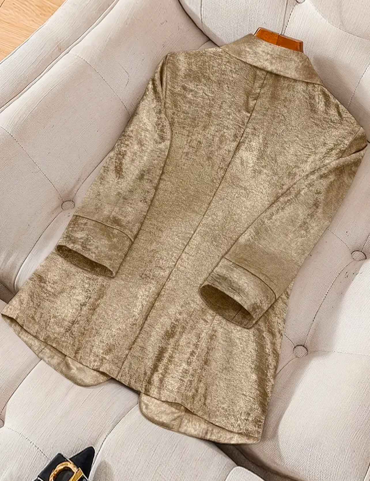 “Elegant Gold Metallic Blazer” Single Button Front, Regular Fit, Three Quarter Sleeve with Pockets