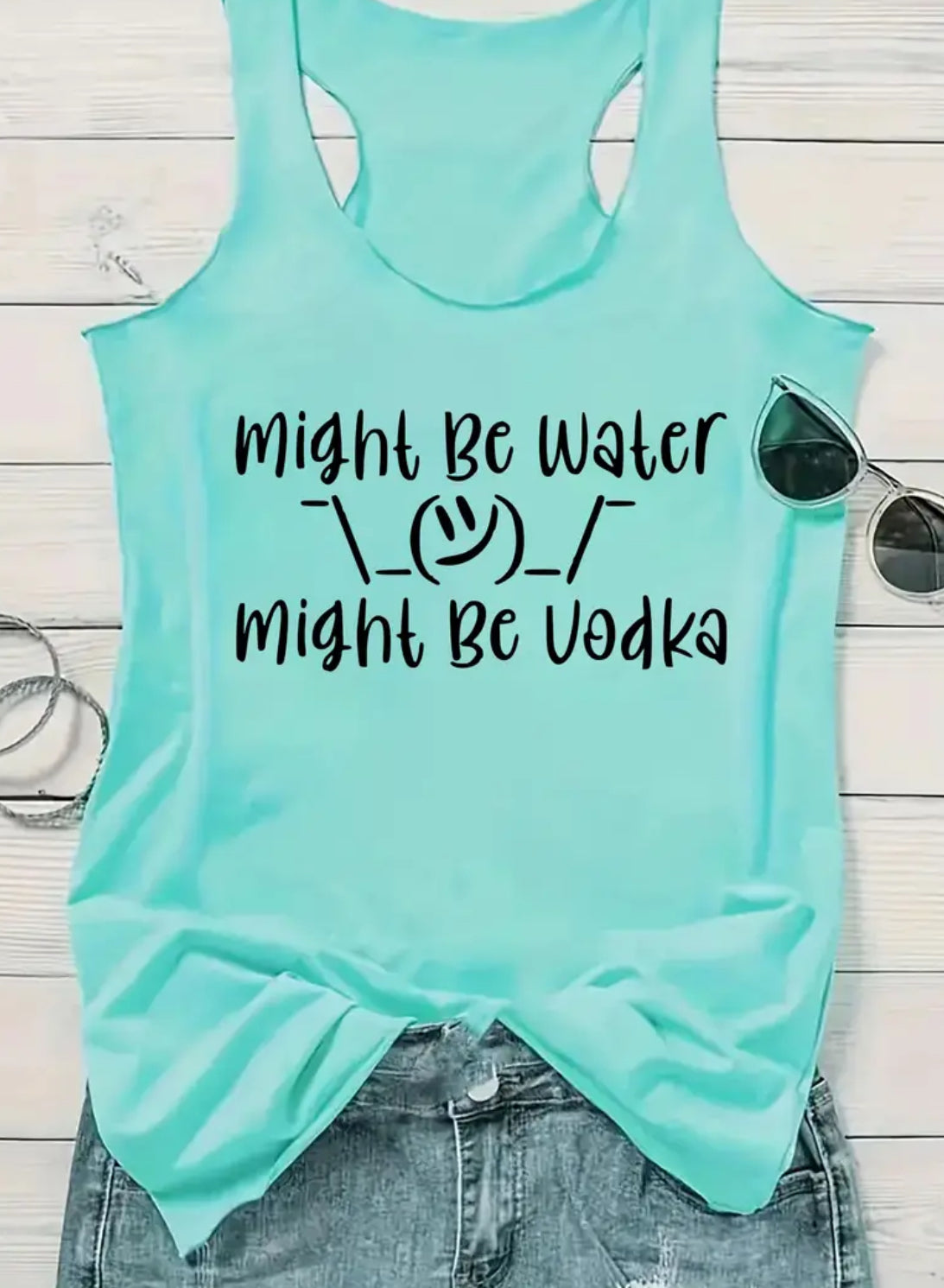 Camiseta deportiva sin mangas con cuello redondo y espalda cruzada para actividades al aire libre “Might Be Vodka”