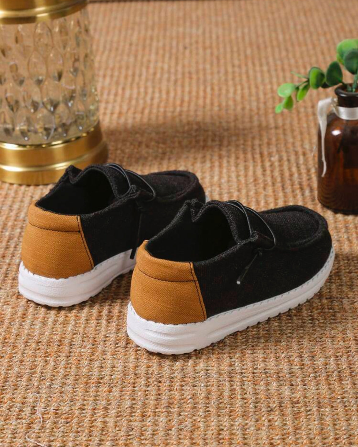 Trendy Classic Sneakers For Casual Wear, Youth